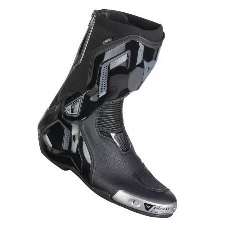 botte dainese