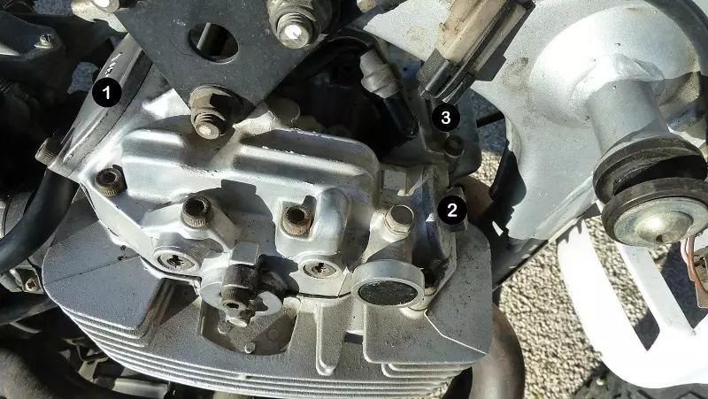 Bouchons de culbuteur pour Suzuki 125 DR - SF44A main image 1